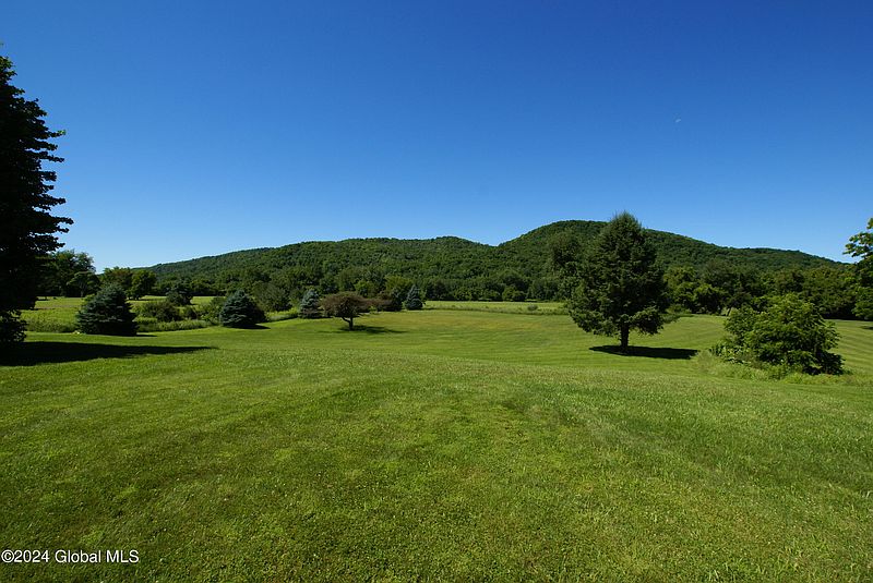 2nd image of 1261 County Route 24