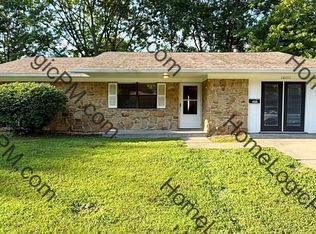 10151 Ridgefield Dr, Indianapolis, IN 46235