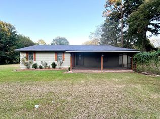 135 County Road 1105, Daingerfield, TX 75638