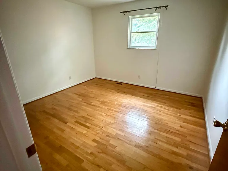 6031 Carrollton Ave — Photo 24
