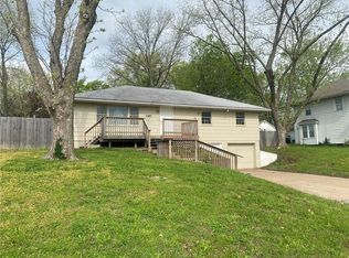 2540 Topping Ave, Kansas City, MO 64129