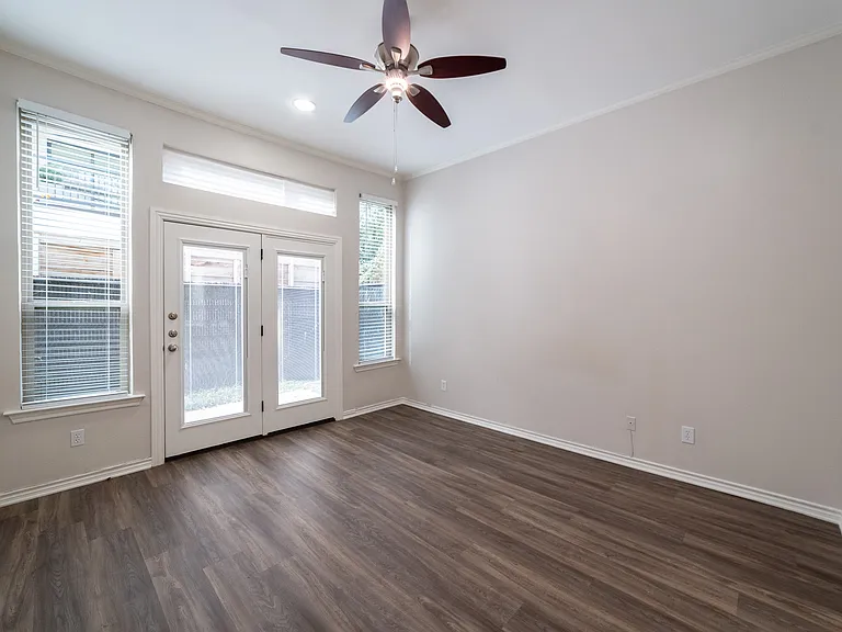 3813 Prescott Ave #102 — Photo 11