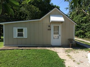 1001 W Sycamore St, Nevada, MO 64772