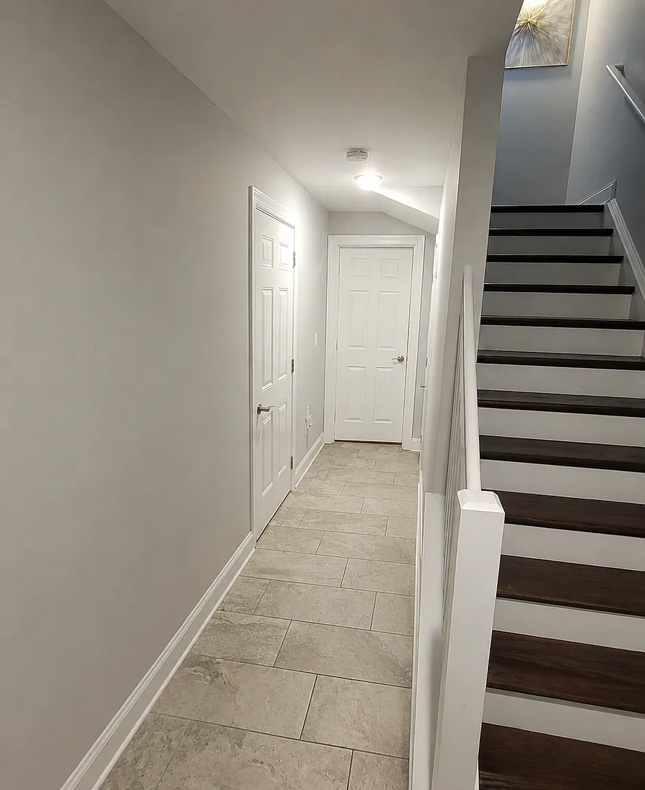 4 bed, 3.5 bath, 2200 sqft, $2,150 — Photo 2