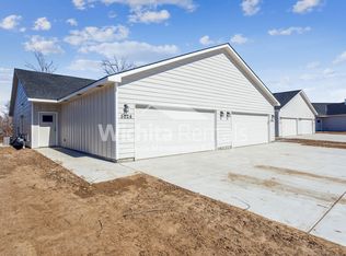 5030-5032 S Sycamore Ave #6417CEA7B, Wichita, KS 67217