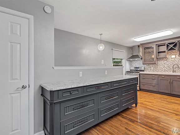 5th image of 117 Birchwood Dr