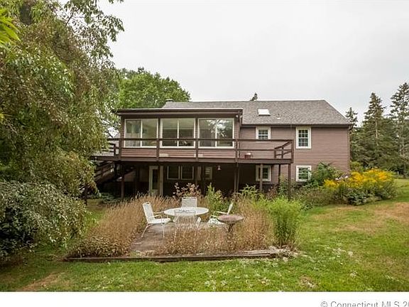 Back Yard In Law Entrance