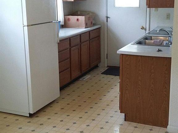5th image of 424 E Grant St