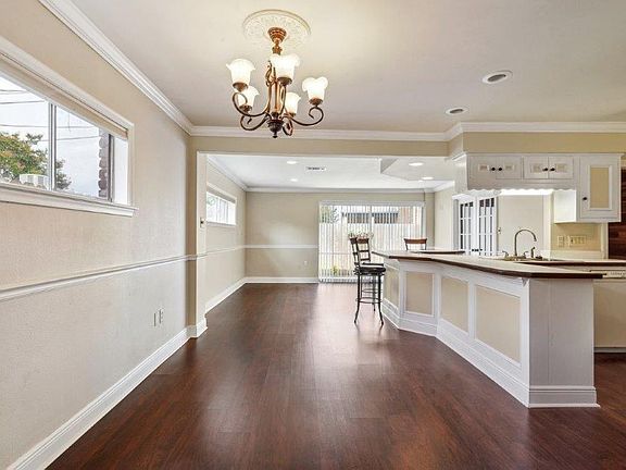 3rd image of 1901 Neyrey Dr