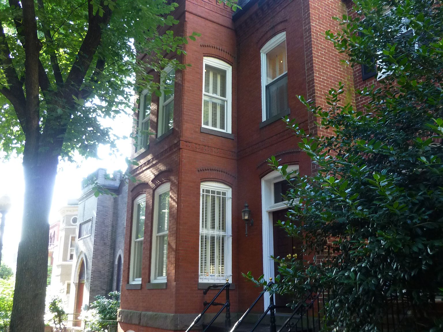 3040 Q St NW, Washington, DC 20007 | Zillow