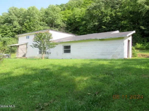 177 Marlboro Country Road, Hartford, NY 12838