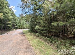 14 Spring Hollow Rd, Lake Lure, NC 28746