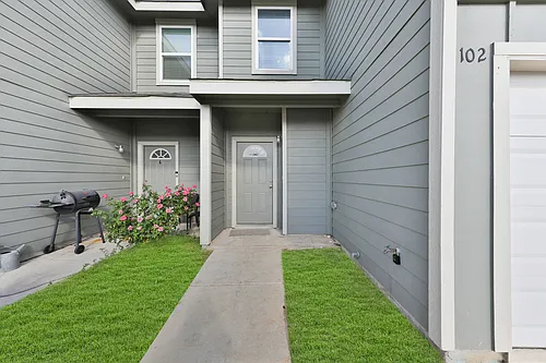 9907 Grove Mist #102 Photo 1