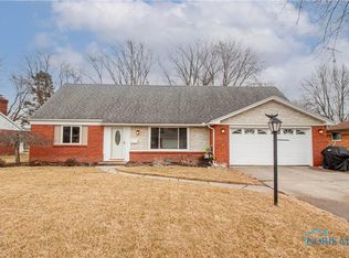 1563 Eaton Dr, Toledo, OH 43614