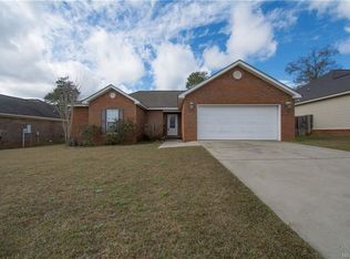 113 Avalon Ln, Enterprise, AL 36330