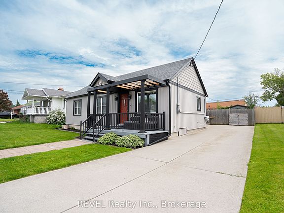 3rd image of 34 Bloomfield Ave