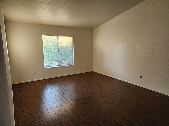 3rd image of 13969 Northstar Ave