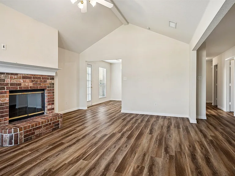 316 Matlock Meadow Dr — Photo 4