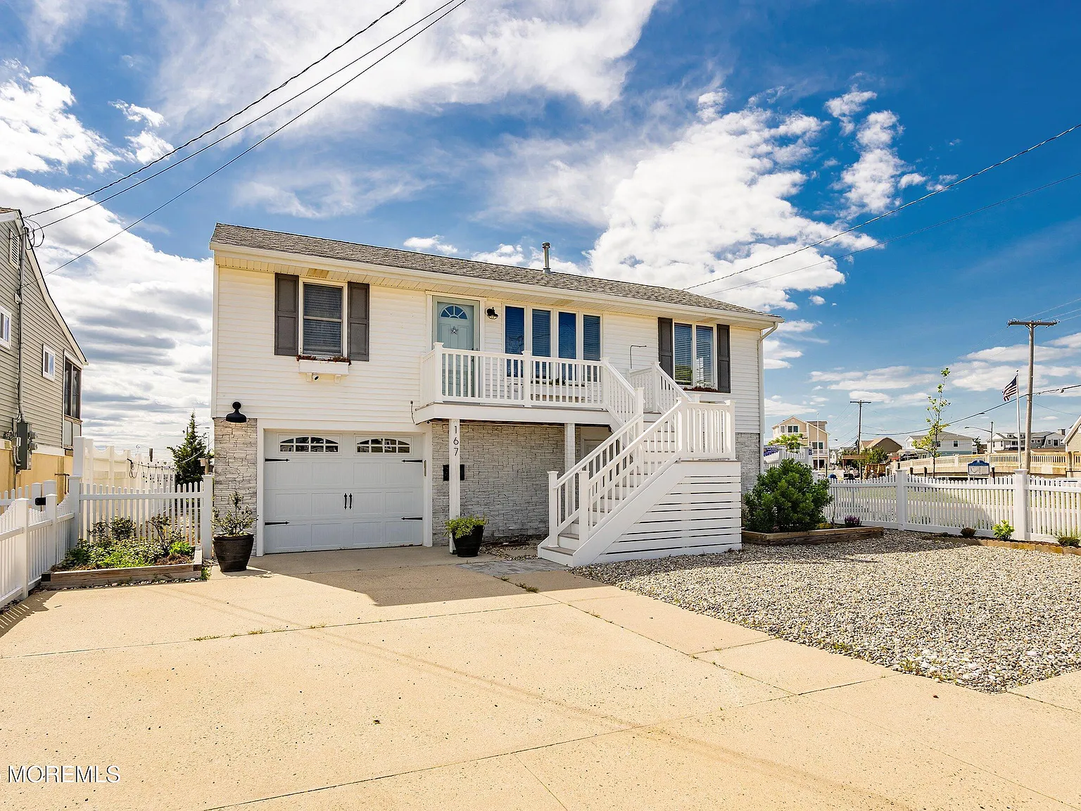 3 bed, 836 sqft, $40,000 — Photo 2
