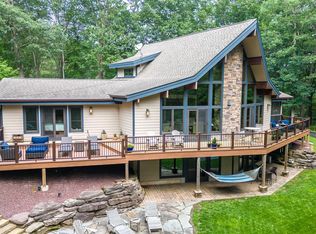 26 Red Cliff Rd, Upper Black Eddy, PA 18972