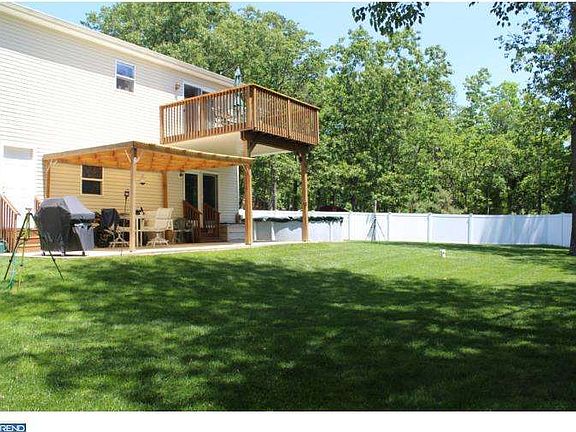3rd image of 422 Virginia Dr