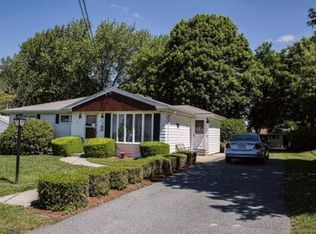 328 King Philip St, Fall River, MA 02724