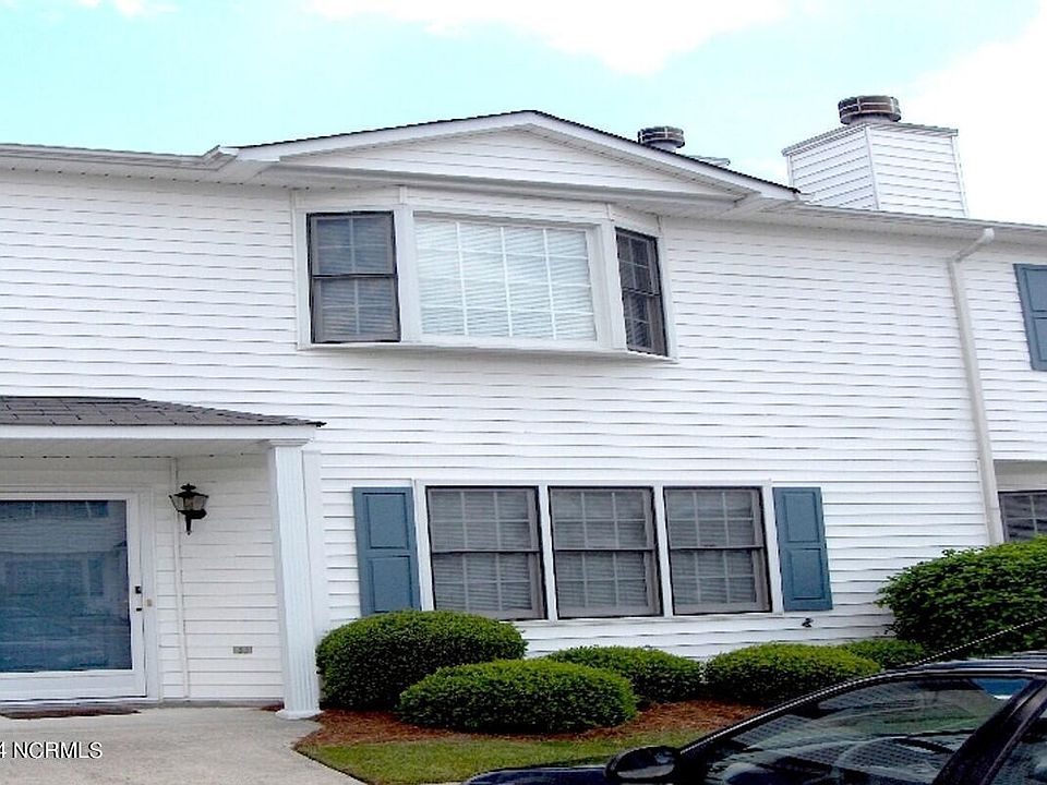 1st image of 3828 Sterling Pointe Drive #03