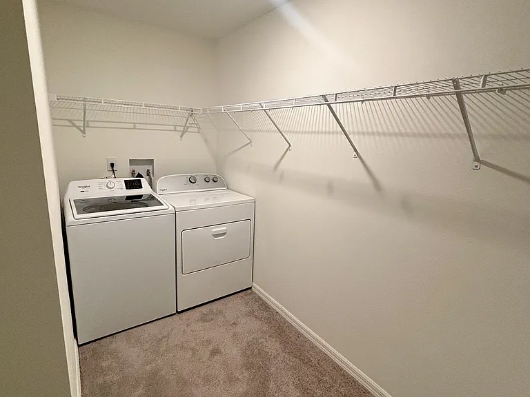 3051 SE East Blackwell Dr — Photo 3