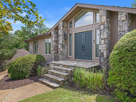 5th image of 408 Pine Bluff Dr