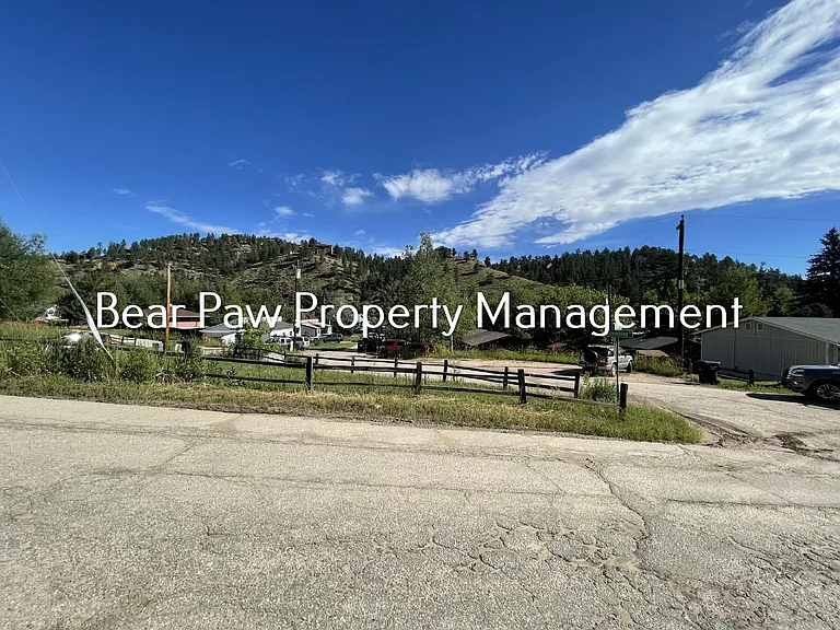 26132 Center Dr — Photo 15