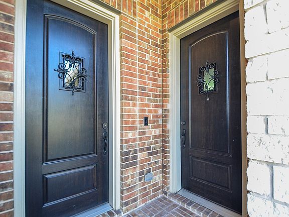 4th image of 6619 Windy Hills Ln