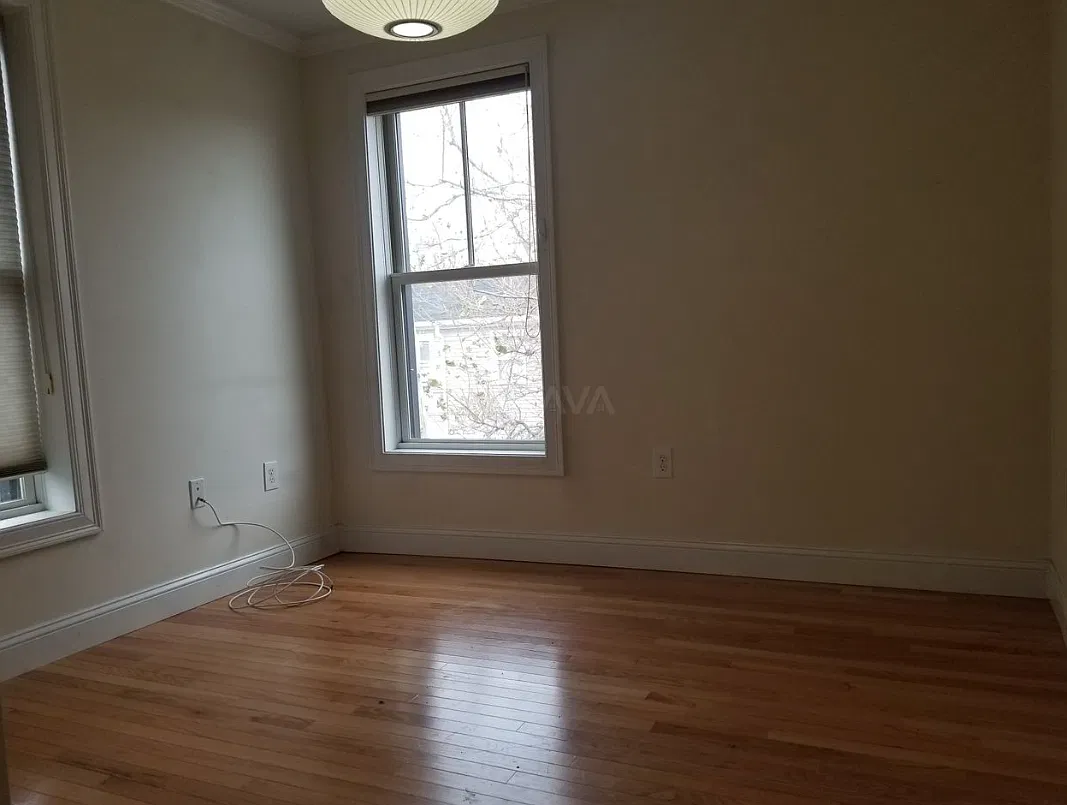 2 bed, $3,100 — Photo 2