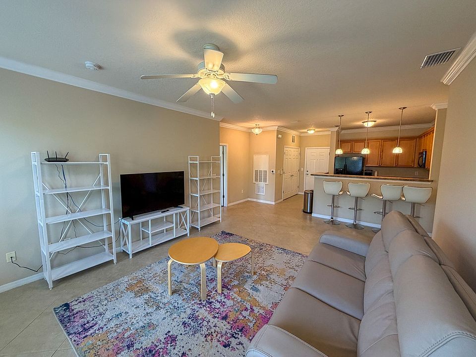 1st image of 1185 SW 9th Rd APT 313