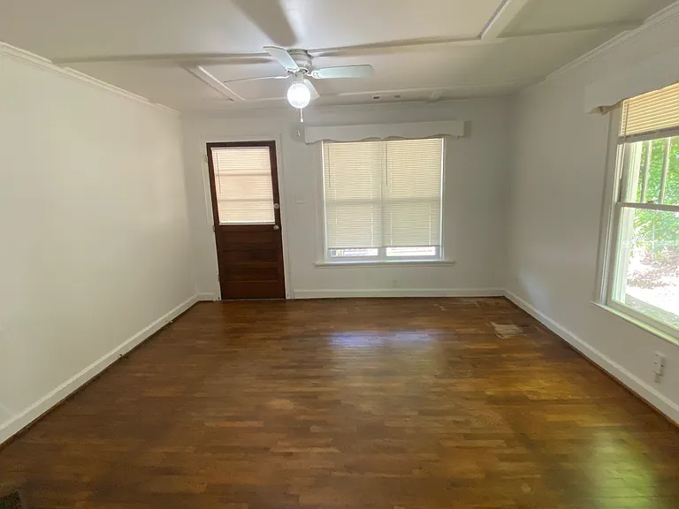 122 Mandeville Ave #A — Photo 9