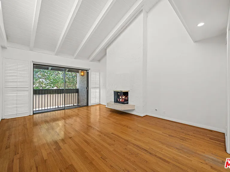 357 S El Camino Dr — Photo 10