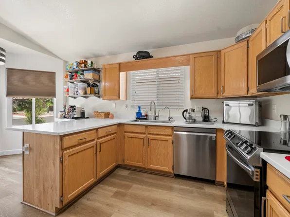 20461 N 105TH Avenue, Peoria, AZ 85382