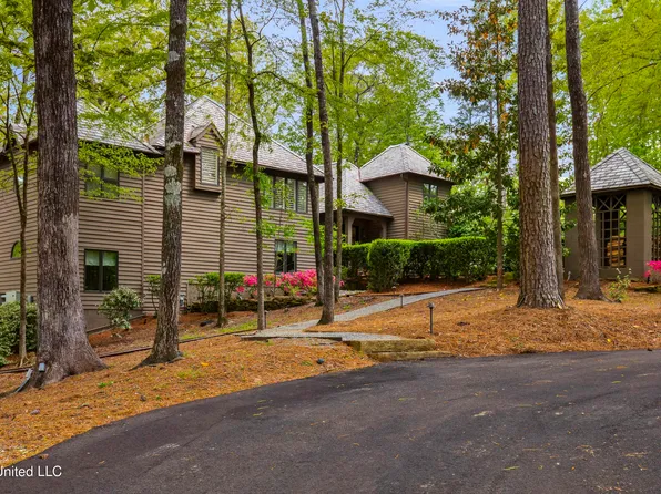 6 Beacon Hill Rd, Madison, MS 39110