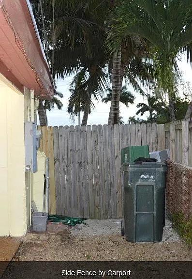 4850 SW 41st Ave — Photo 7