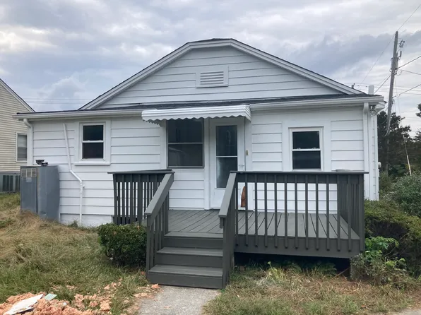 1502 Flora Ave, Burlington, NC 27217