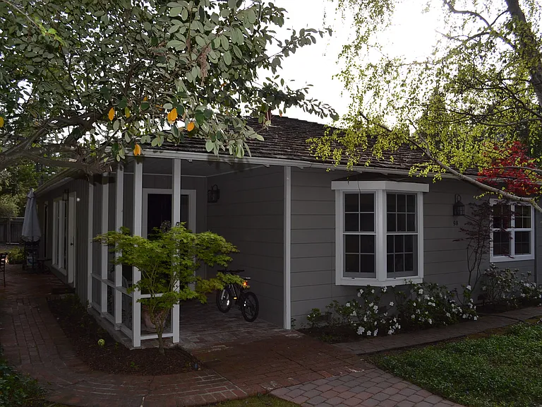 98 Parker Ave — Photo 1