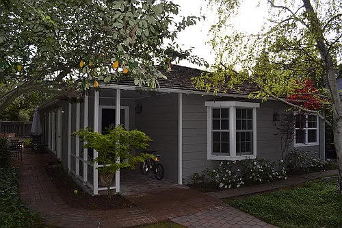 98 Parker Ave Photo 1
