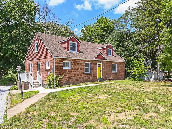 1580 Canton Rd, Akron, OH 44312