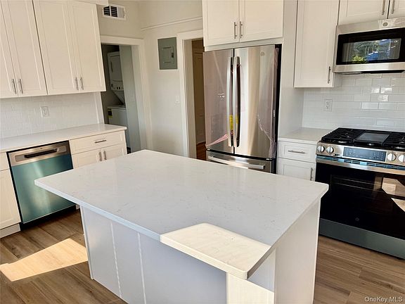 2nd image of 44 Purchase St APT 3L