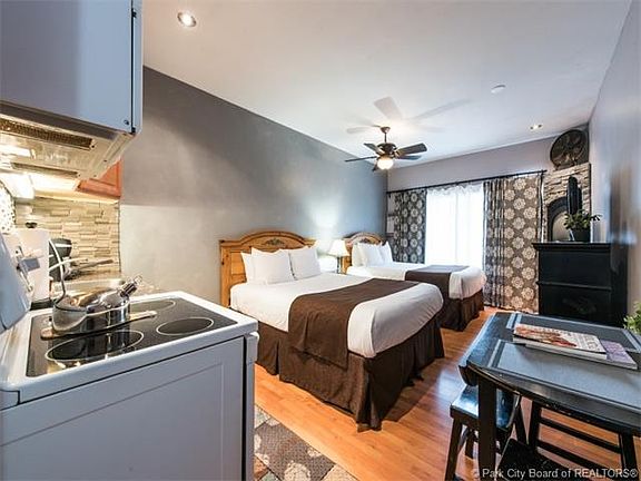 5th image of 2305 Sidewinder Dr #901