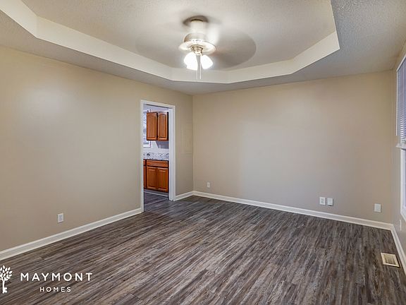 4th image of 749 Shelton Cir