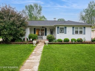 224 Howard Ave, Dundee, IL 60118