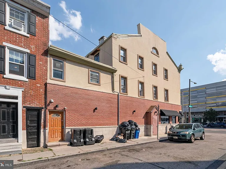 175 W Girard Ave #2 — Photo 8