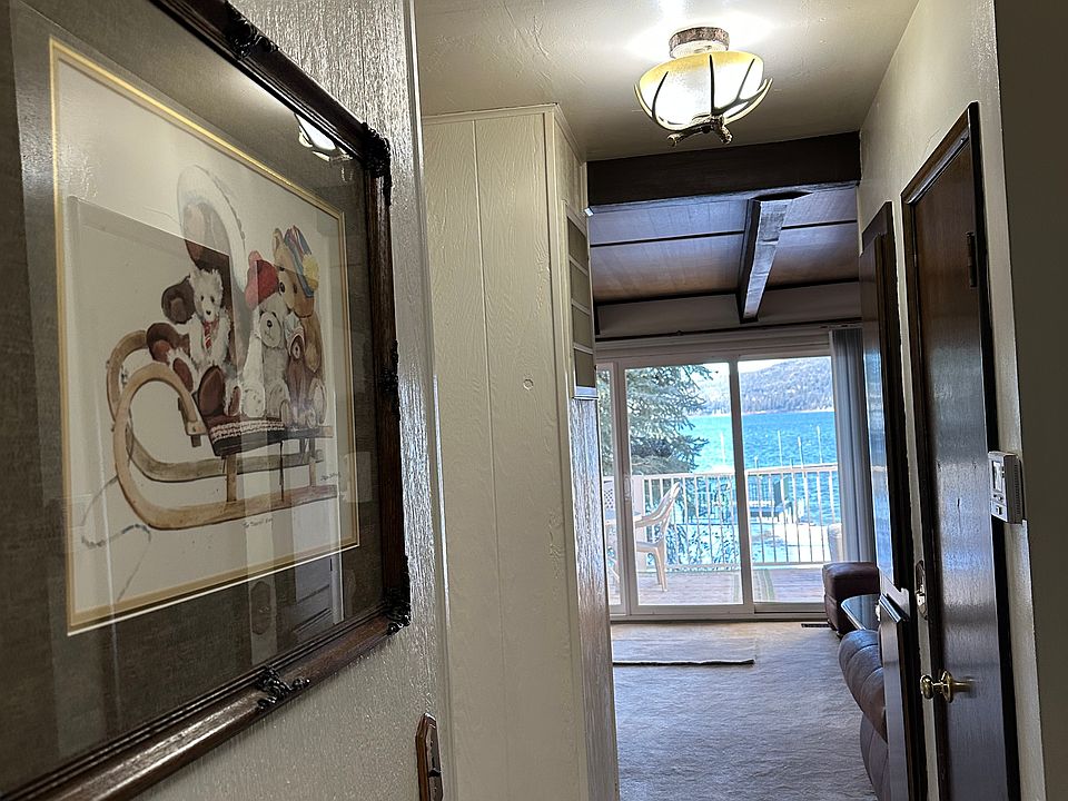 The moment you walk in, you are greeted with this fabulous view.