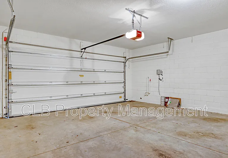 165 Birch Tree Pl — Photo 32