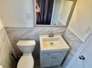 68 Shipherd Ave APT 1, Lynbrook, NY 11563